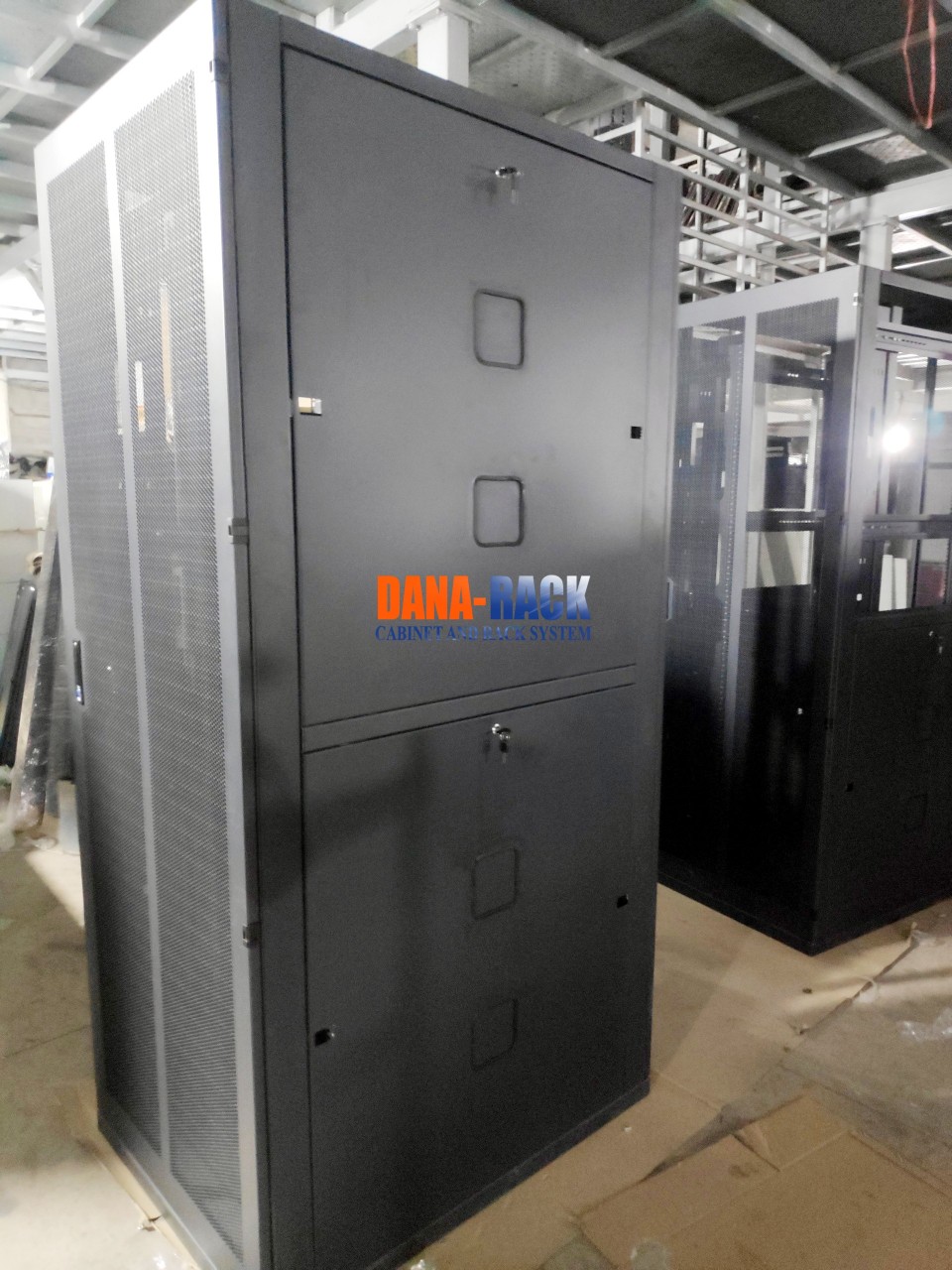 #1 Phân phối Tủ rack, tủ rack Server chất lượng cao